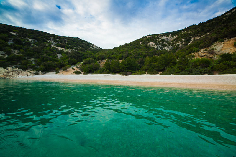 Hotel Zlatni Lav Martinscica  Bagian luar foto